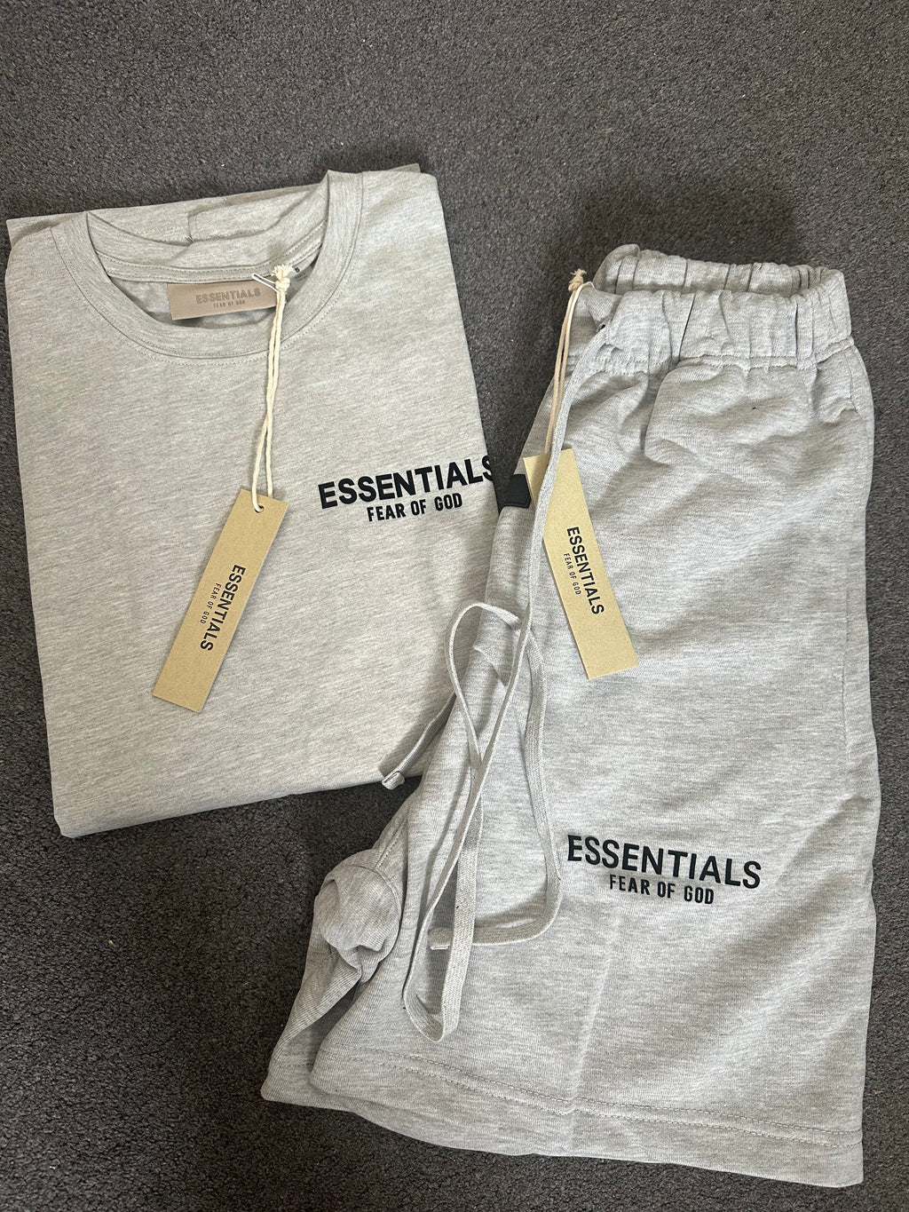 Ezzentials short set